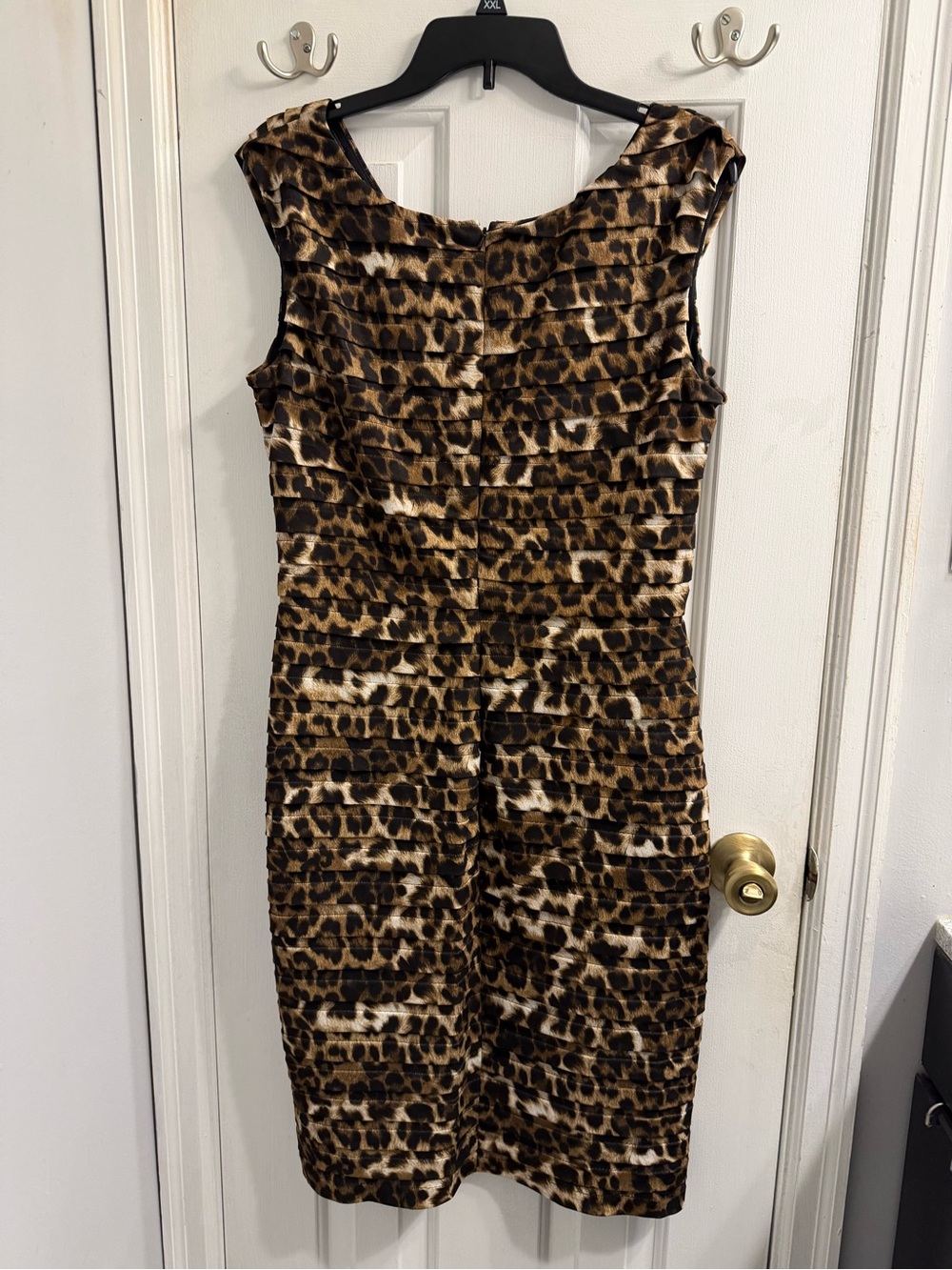Adrianna Papell Black Dress Label Detail - Picture 4 of 7